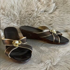 Chic Black and Gold Women's Wedge Sandals